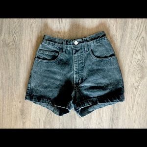 Vintage GUESS black high waisted denim shorts